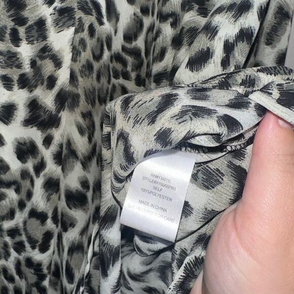 Daniel Rainn Black Gray Animal Print Blouse Long Sleeve 1X Plus Size - Picture 4 of 5